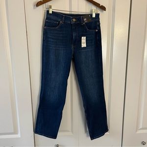 EXPRESS Straight High-Rise Jeans NWT